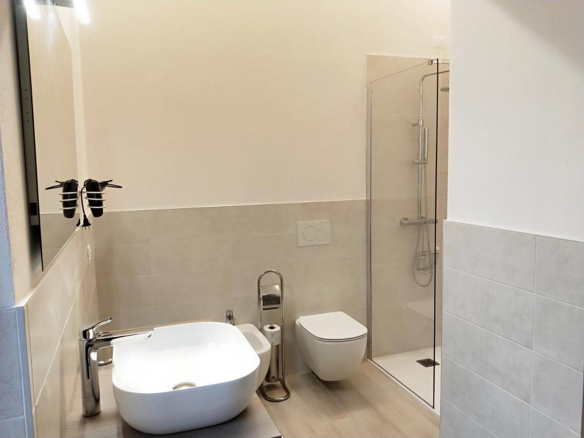 Via Poma Apartments&Rooms Верона Экстерьер фото